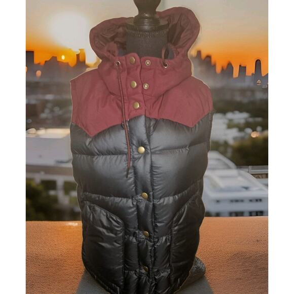 Patagonia Women's Bivy Hooded Vest Smolder Blue Navy/Maroon 27747 Sz Medium EUC - Picture 1 of 13